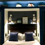 De Neuville Arc De Triomphe 4* Paris