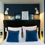 De Neuville Arc De Triomphe 4* Paris