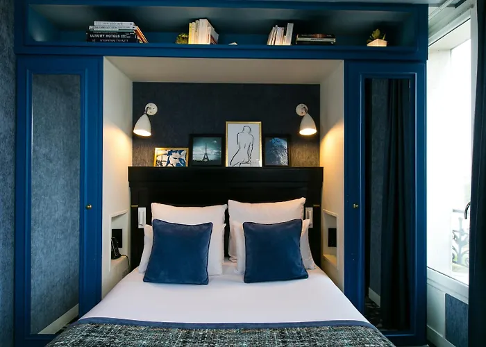 De Neuville Arc De Triomphe Hotel 4*