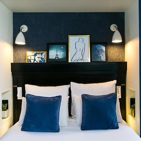 De Neuville Arc De Triomphe 4* Paříž