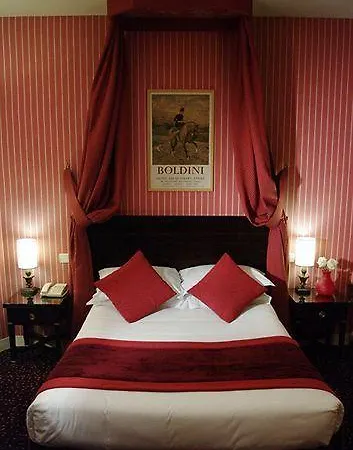 De Neuville Arc De Triomphe 4* Paříž