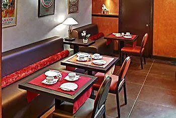 Ξενοδοχείο De Neuville Arc De Triomphe