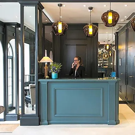 Hotel De Neuville Arc De Triomphe