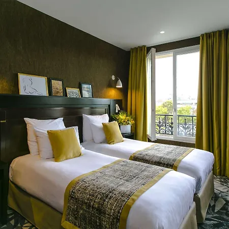 De Neuville Arc De Triomphe Hotel