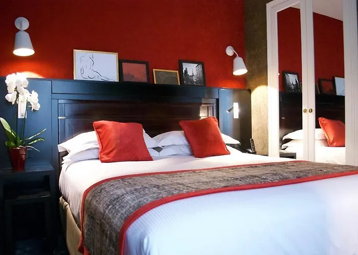 De Neuville Arc De Triomphe Hotel Paris