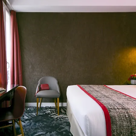 Hotel De Neuville Arc De Triomphe 4*